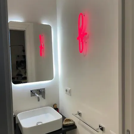 בית הארחה Vis_house